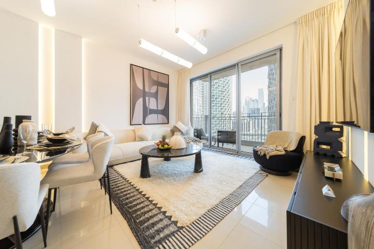 EDEN'S Homes & Villas - Standpoint Residences - B&B Dubai