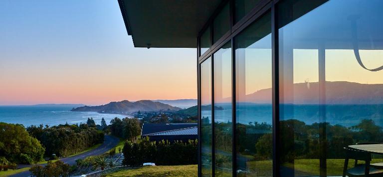 ONYX HOUSE - Wainui Beach - B&B Gisborne