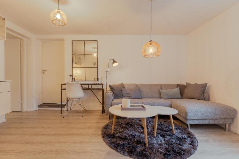 Lovely Apartment / 10 min walk from city centre - B&B Tórshavn