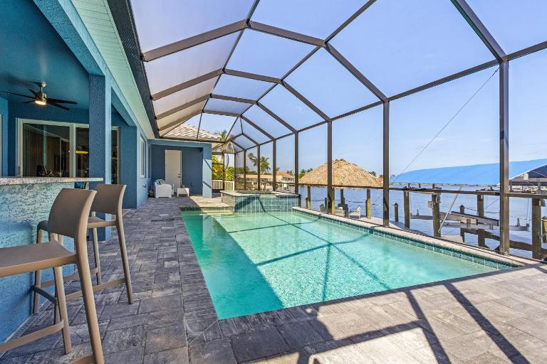 BIG WATER VIEW!, Heated Saltwater Pool and Spa - Villa Manatees Crossing - Roelens - B&B Matlacha