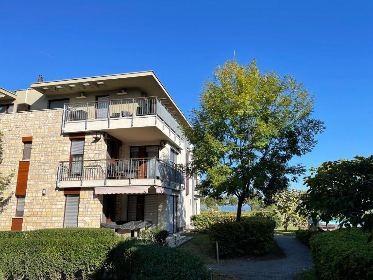Luca Apartman - B&B Zamárdi
