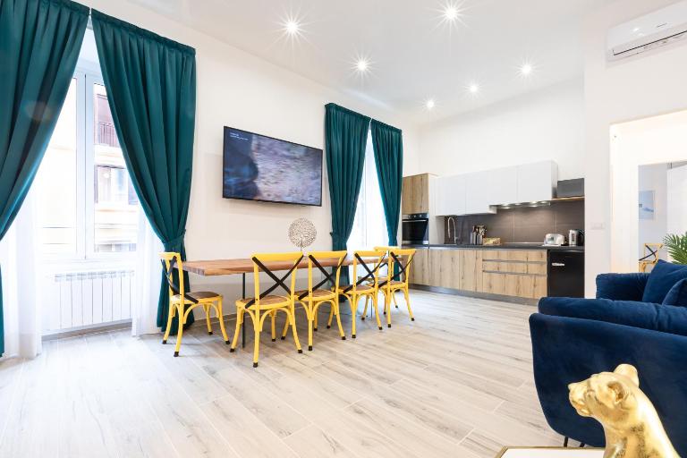 Trastevere Exclusive Three Bedroom Apartment - Chambres d'hôtes Rome