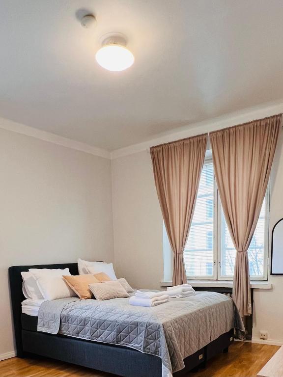 Your Chic Vibrant Airbnb - Bed and Breakfast Helsinki