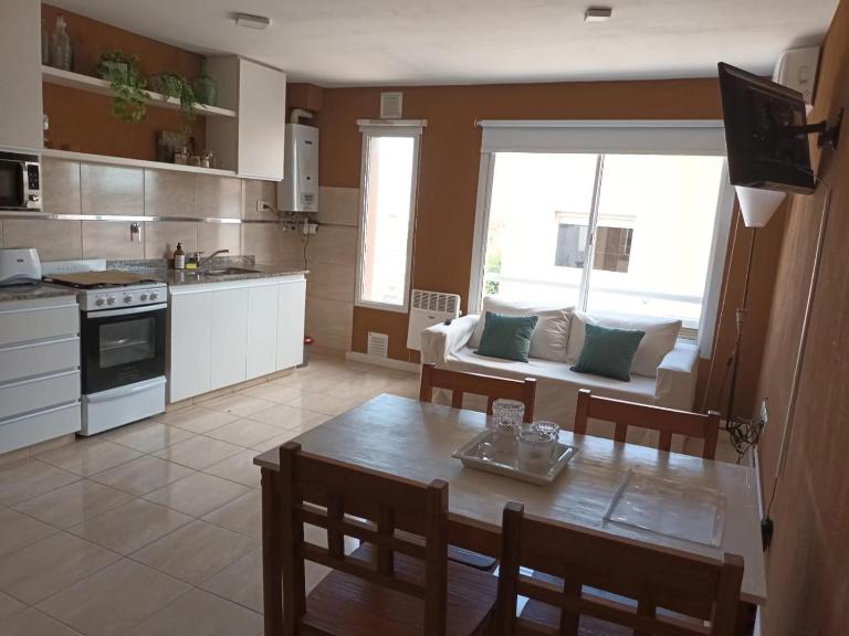 Bahia Blanca Estudio con Estacionamiento - B&B Bahía Blanca