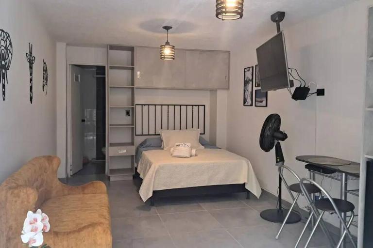 Exclusive Studio in the Best Laureles Area - B&B Medellín