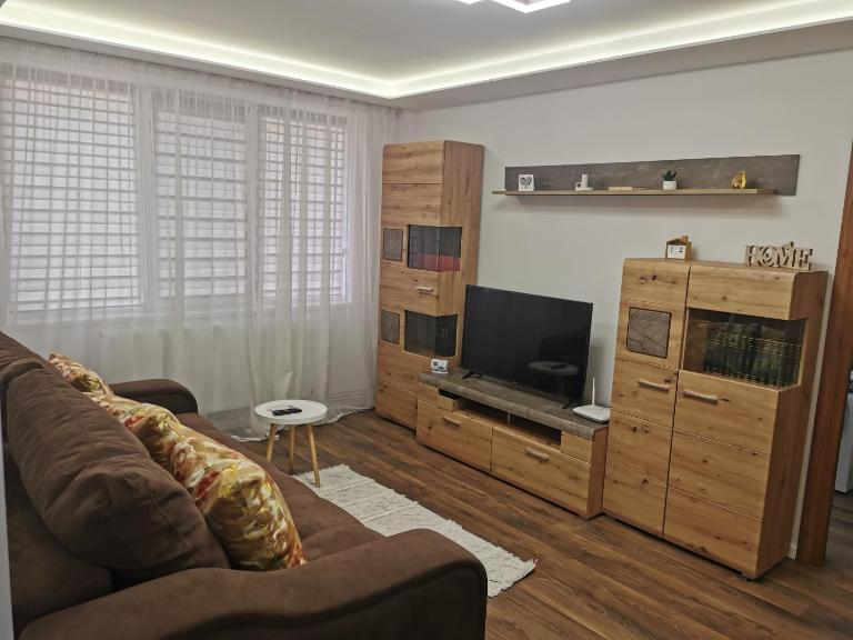 Amy Apartment - B&B Piatra Neamţ