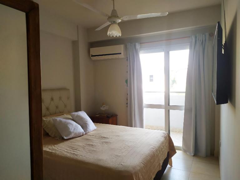 Alquiler Temporario Tucumán Con Cochera Y Pileta - B&B San Miguel de Tucumán