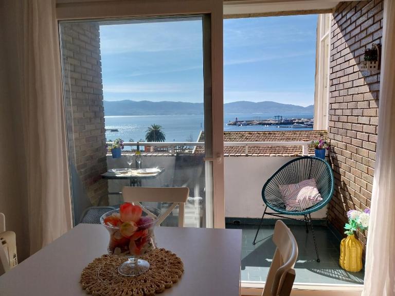 Vista faro, playa panadeira - B&B Sanxenxo