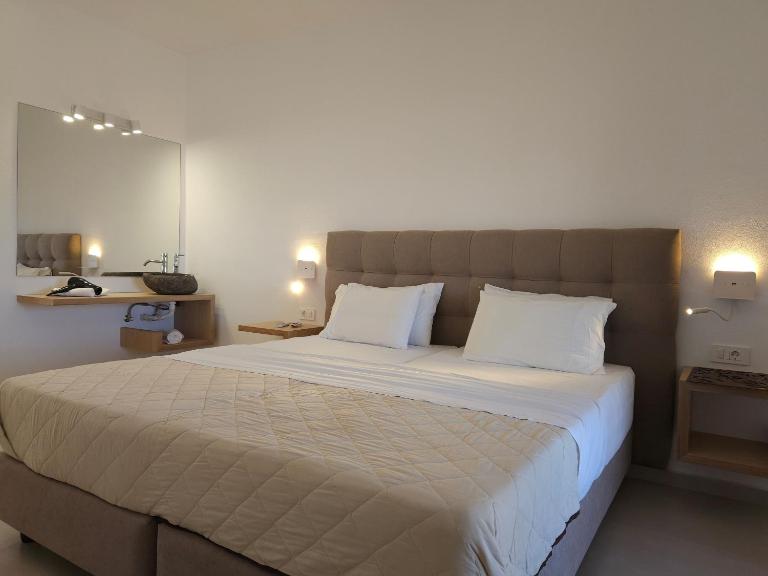 Boomerang Sea View Accommodation - Bed and Breakfast Plános