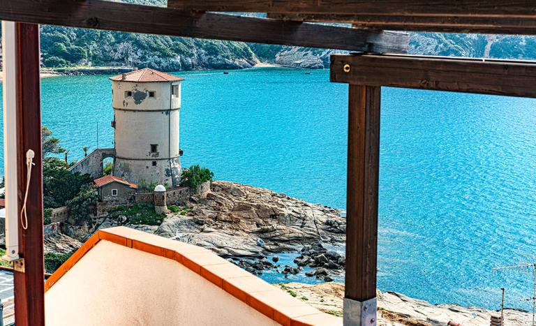 La Casa di Cristian con terrazza vista mare - B&B Campese