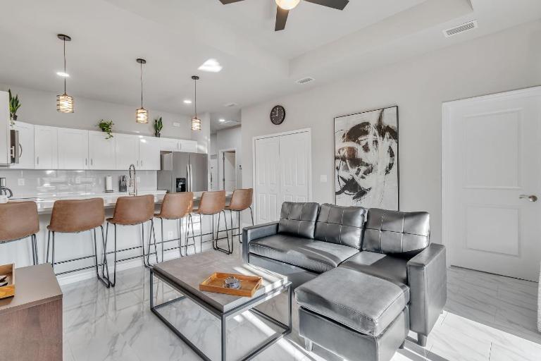 Serene Golf View Retreat - Ferienwohnung Lehigh Acres