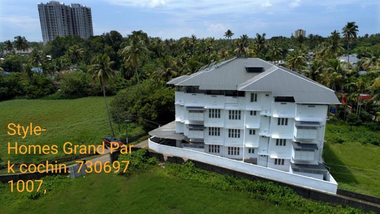 Style Homes Grand Park - Chambres d'hôtes Elūr