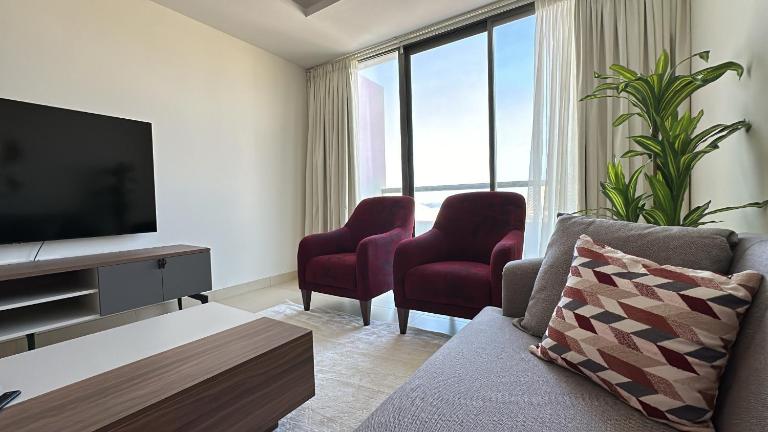 Elegant 3-Bed room Sea-View - Bed and Breakfast Masqat
