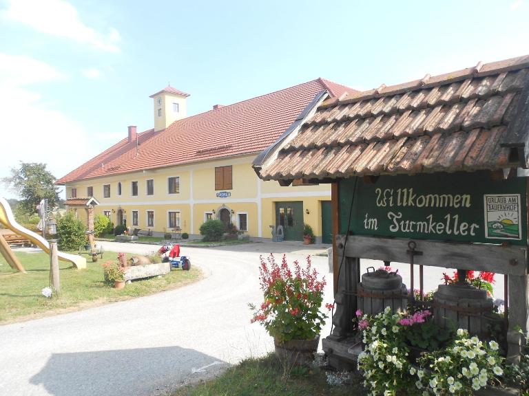 Ferienhof Turmkeller - B&B Grieskirchen