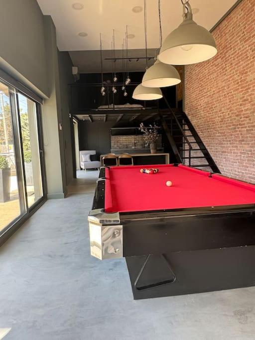 The Loft. Gerakas. - B&B Athens