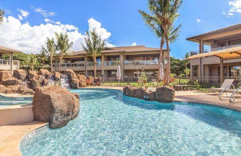 Luana Garden Villas By Maui Resort Rentals - B&B Lahaina