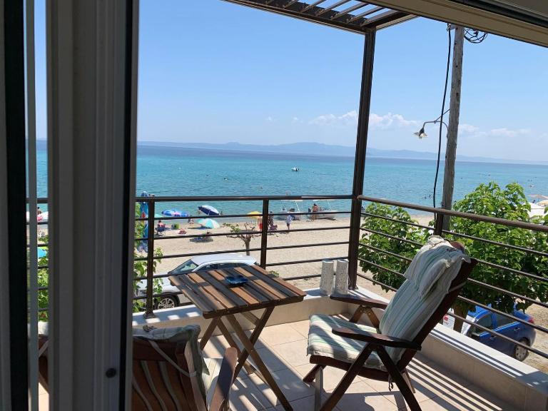 Nikogroup Loukas Apartment - B&B Políkhronon