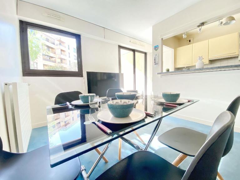 Superbe appartement terrasse - Chambres d'hôtes Levallois-Perret
