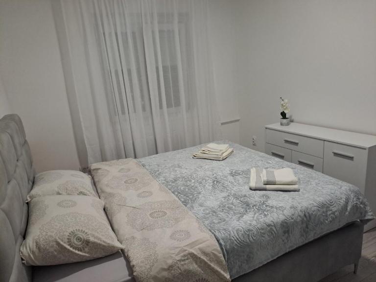 Bogdan Apartmani - B&B Lučani