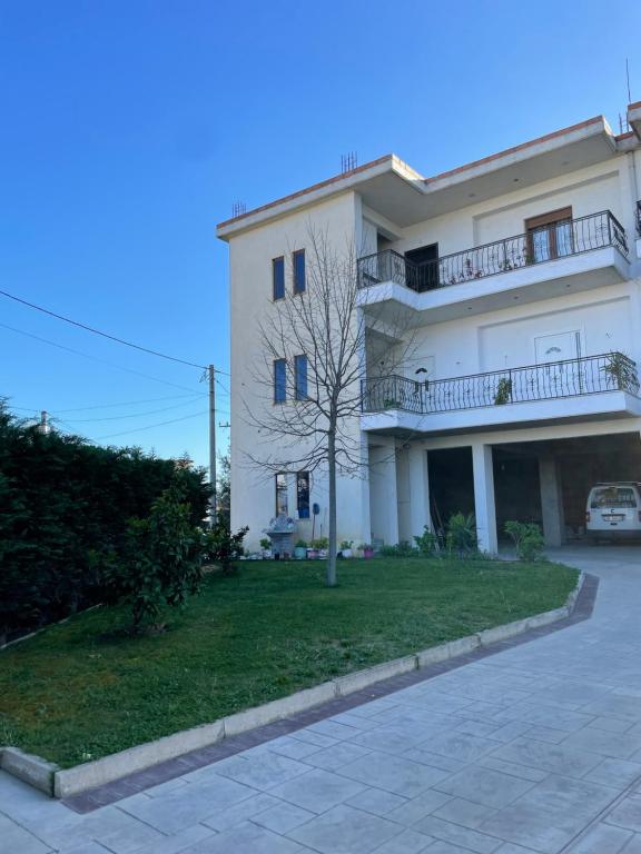 Villa VSV :Second Flat + Parking - Chambres d'hôtes Bathore