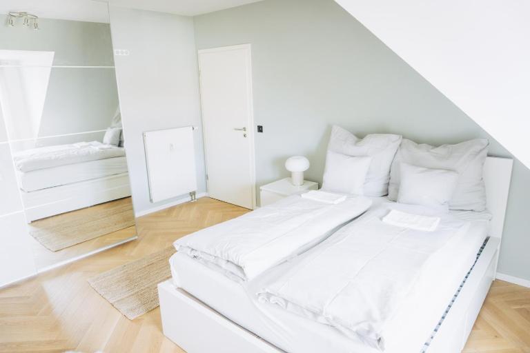 raum life - Design Apartment in Hallbergmoos - B&B Hallbergmoos