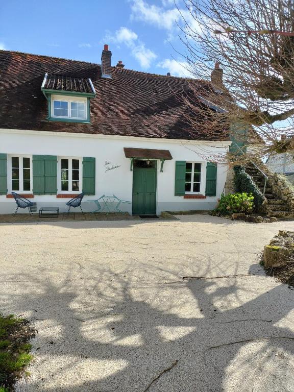 Charmant gîte : Les flambeaux - B&B Mareuil-en-Brie