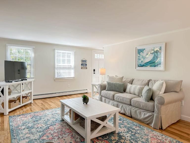 2 Miles to Nauset & Coast Guard Beach Dog Friendly - B&B Eastham