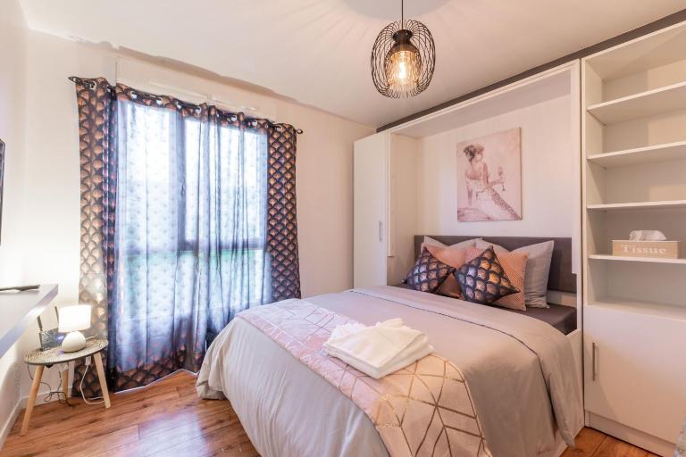 NeuvaRoom - Ferienwohnung Montévrain
