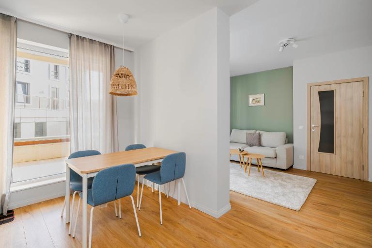 Modern and Central 1BD Flat with Balcony by Flat Mаnager - Bed and Breakfast Sofia