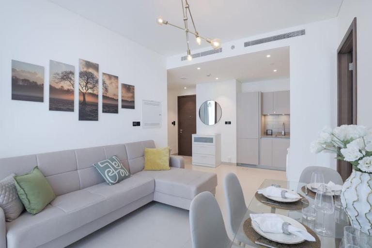Stylish 2 bedroom apartment in Sobha Hartland - B&B Dubái