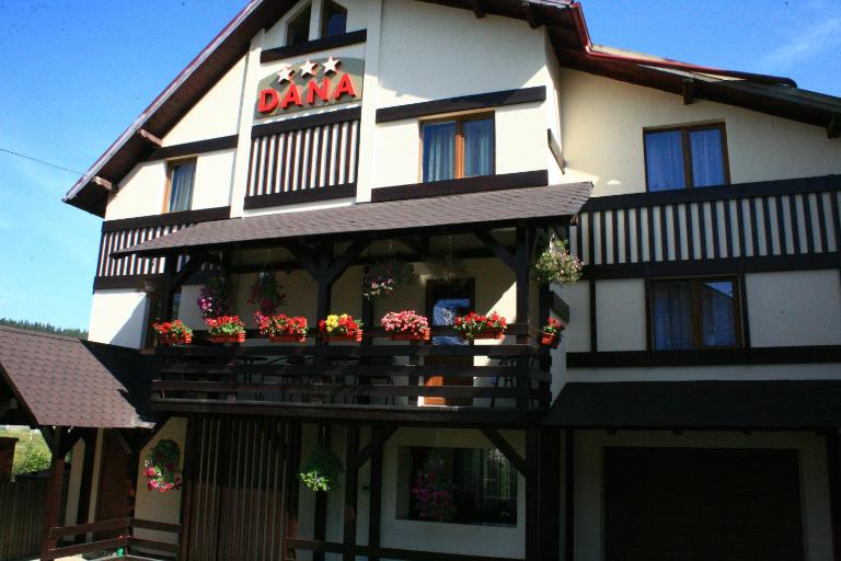 Pensiunea Dana - B&B Vatra Dornei