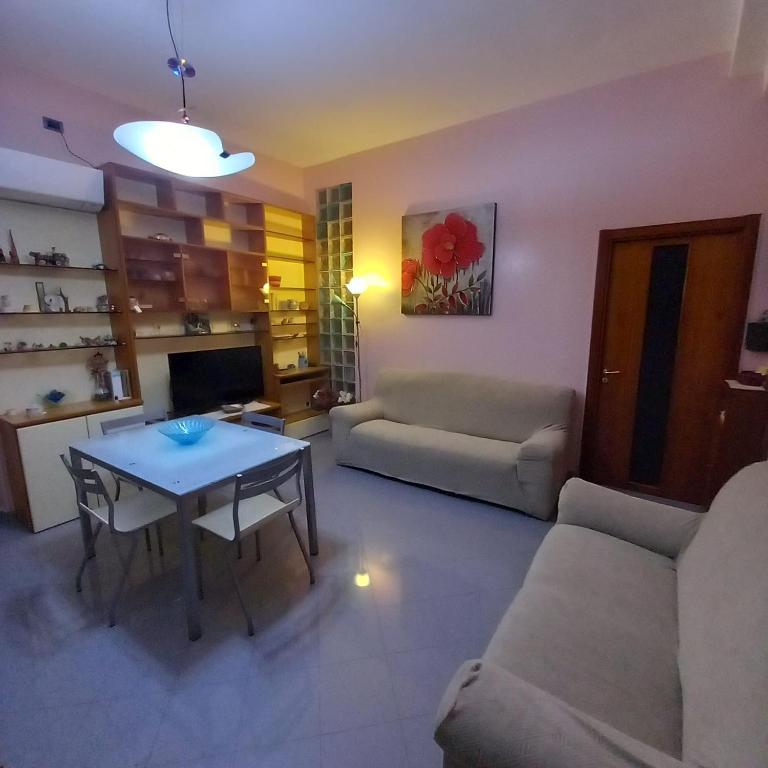 Conti House - Ferienwohnung Salern