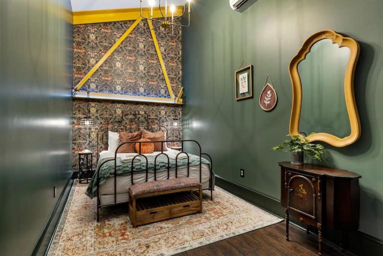Carraway - The Vestry on Read - B&B Columbia
