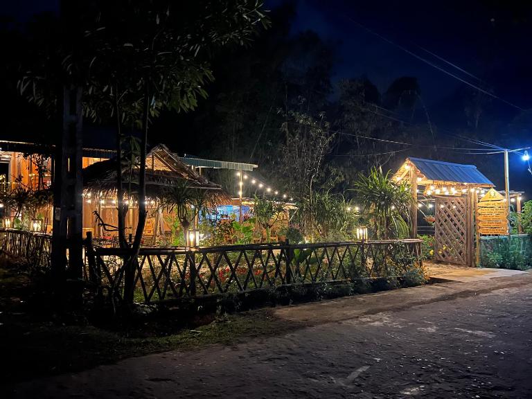 NHÀ CỦA CHI - HOMESTAY FOOD & COFFEE - Bed and Breakfast Hòa Bình