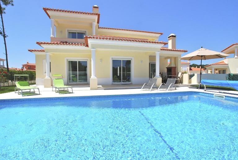 Vila Pluma Rosa - Chambres d'hôtes Amoreira