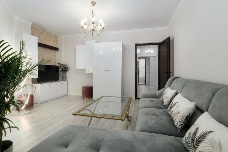 Apartament Trandafirul - Ferienwohnung Konstanza