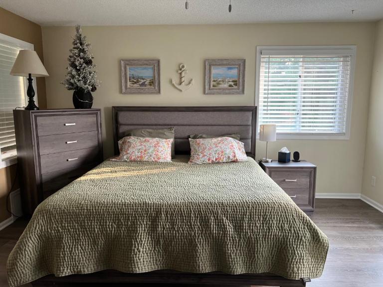 Dells Paradise At Lighthouse Cove Condominiums - B&B Wisconsin Dells