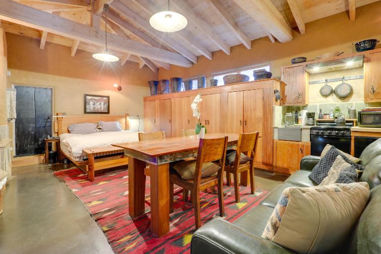 Centrally Located Santa Fe Studio Near Town! - B&B Santa Fe