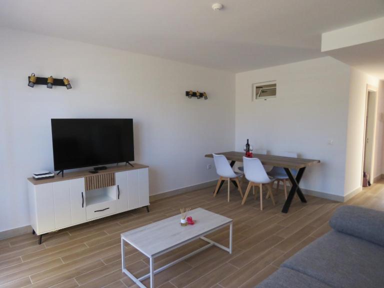 Gino House - Bed and Breakfast Corralejo