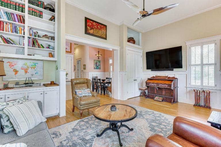 Charming Wilmington Cottage - Walk to Downtown! - Bed and Breakfast Wilmington