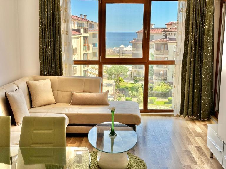 Sunshine apartment - Chambres d'hôtes Shkorpilovtsi