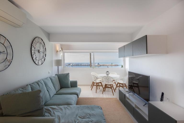 Marbella Centre on the Promenade Beach Front line - B&B Marbella