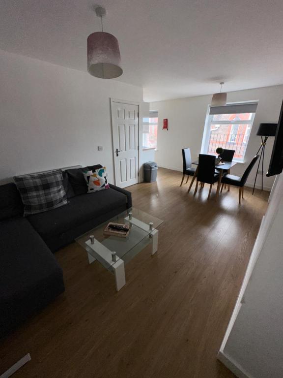 Riverside Relax 1 bedroom near Airport and City Centre PL - B&B Liverpool