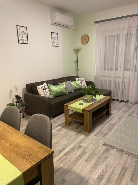 Katica Apartman - B&B Győr