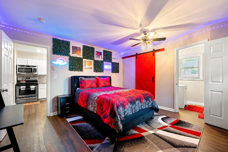 Chill Pad Deluxe by MARTA/Downtown/Midtown/Hartsfield Jackson Airport - B&B Atlanta