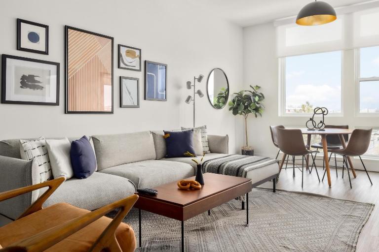 City Views - Lifestyle Loft - Zuni Lofts - Bed and Breakfast Denver
