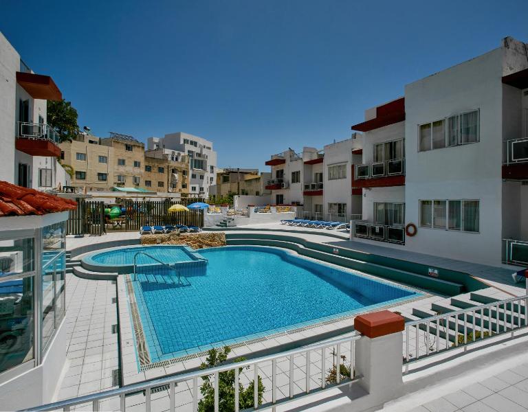 Garden View Apartment No 20 - B&B Swieqi