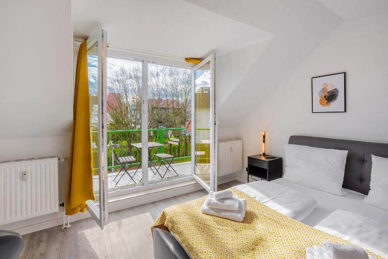MINT Design-Studio mit Balkon - B&B Dortmund