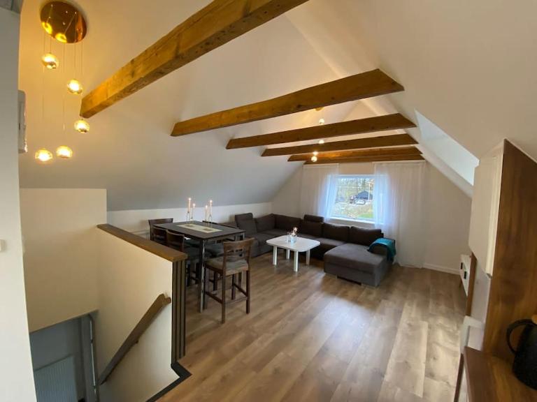 Sunny apartment - B&B Åbybro