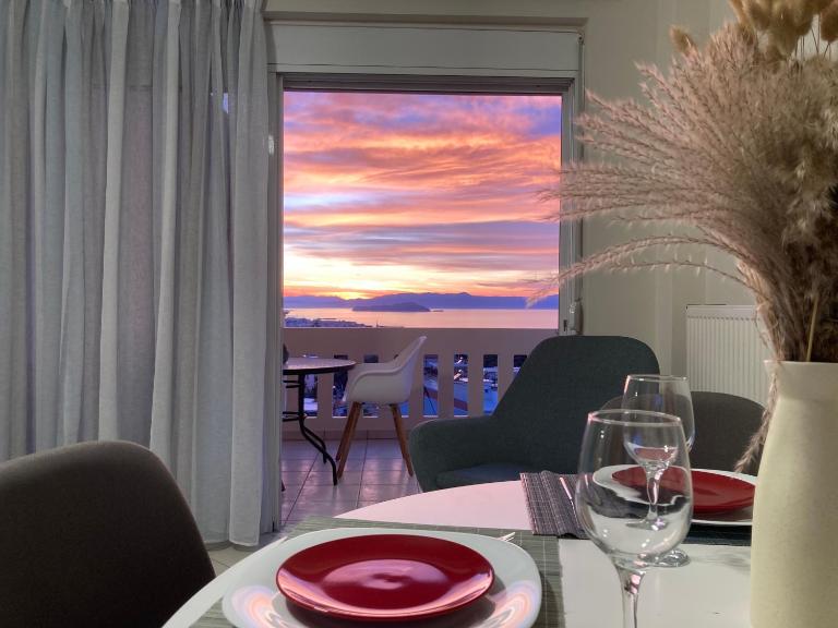 Stephanie's Place - Charming Apartment with Sea View - B&B Chania